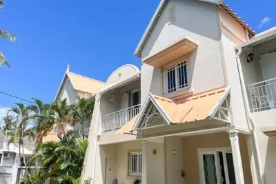 Image de Bungalow charmant de 3 chambres à 5 min de la mer