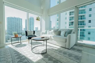 Image de Luxury Loft /Brickell Miami. Great view.