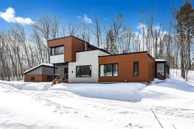 Image de Chalet Bau-M | Lac Godon | Spa | Toit-Terrasse | Billard | Arcades