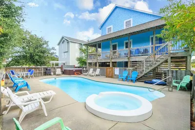 Image de Pet-friendly oceanside home in Corolla with pool & hot tub!