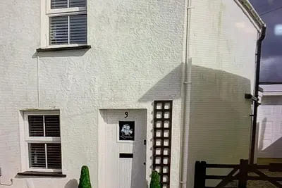 Image de Cute cottage near sea and village, sleeps 4, parking - Fowey. Cornwall Uk.