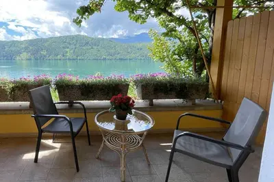 Image de Doppelzimmer mit Balkon und Seeblick - Pension Sedlak und Golfappartements