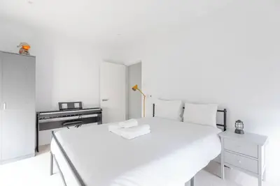 Image de Stylish 2bd Oasis with Balcony, South East London