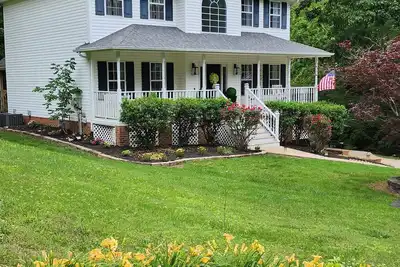 Image de Gorgeous Designer Mountain Retreat