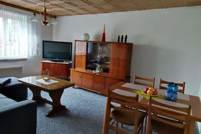 Image de Gemütliche Ferienwohnung Welche Einen Katzensprung vom See Entfernt ist