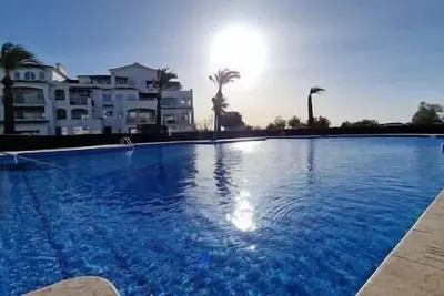 Image de Well situated 2 bed apartment