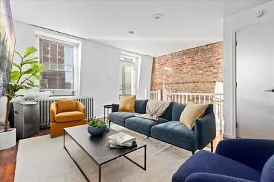 Image de Rittenhouse Loft w/ City Views + Private Patio