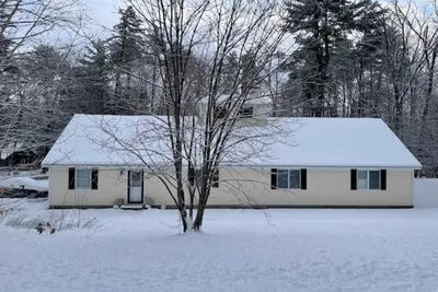 Image de Cozy Mountain Getaway - Hot Tub & Game Room