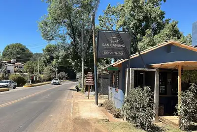 Image de An adobe cottage enjoys the silence near Monte Alto, Actitlan. Petfriendly