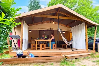 Ecolodge Cotton Toilée Confort 35m² 3 chambres dont terrasse couverte de 11m² + Tv 6 personnes