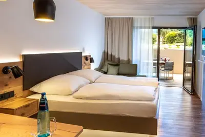 Image de Apartment Basement with 2 beds & 1 sofa bed, max. 3 persons