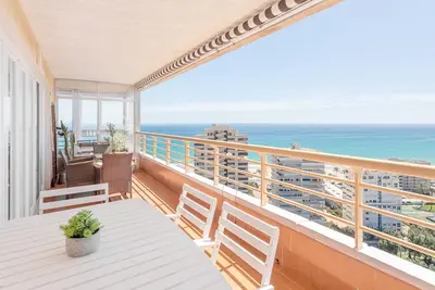 Image de Appartement 'Leo Playa De San Juan' avec vue sur mer, Wi-Fi et climatisation