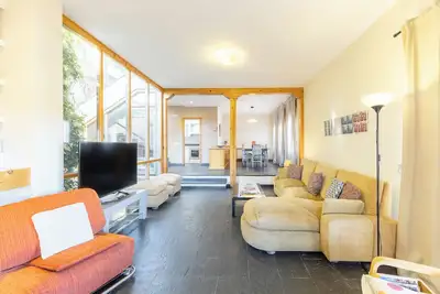 Image de Appartement 'Casa Rural Cantueso 1' avec vue sur les montagnes, terrasse privée et Wi-Fi