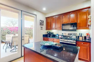 Image de Limited-Time Special Deals | Comfy Home w\/ Private Pool | Next to Coachella