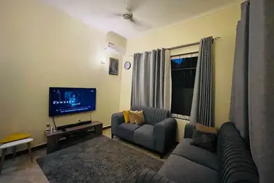 Image de 2  Bedrooms Cozy Apartment Wi-Fi Hot Shower Netflix