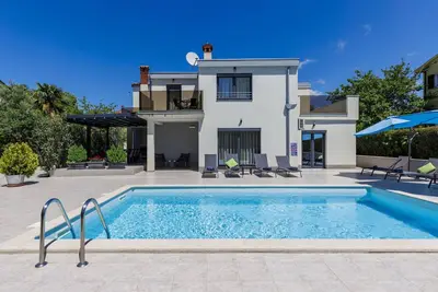 Image de Magnifique maison de vacances privée avec piscine privée, climatisation, Wifi, Tv et terrasse