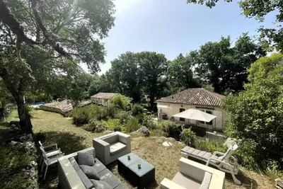 Image de Jolie Quercynoise - Piscine - au calme - Pétanque