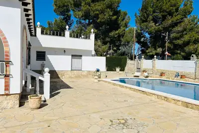 Image de Villa à Ametlla de Mar pour 8 avec piscine privée, jardin clos et terrasse meublée à 3. 5km de la plage
