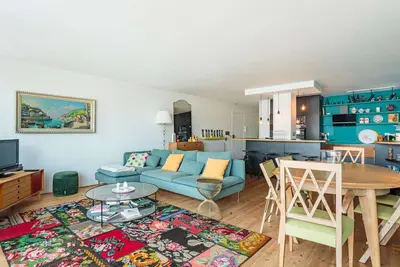 Appartement avec vue sur port et criée à Ciboure, balcon et parking