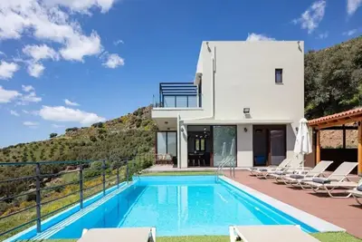 Amazing Sea View Villa in Rodakino