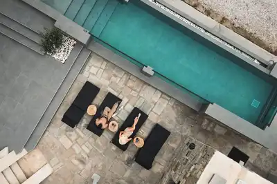 Image de 2 Bedroom Villa with Private  Glass Pool & Shared Infinity Pool, Gym, Pool Bar