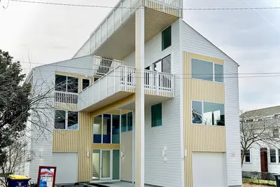 Image de 211 Midland Ave - New Construction close to Lewes Beach
