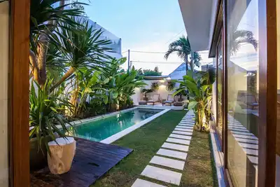 Image de Chic 2br Villas, Brawah, 300m to Coastal Bliss