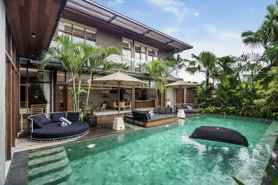 Image de Luxury 6br Villa, 400m to Canggu's Finns Beach