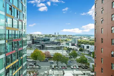 Image de Hobson's Apartment with Pool and View