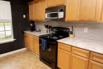 Image de Quiet Family Sized Duplex in a Quiet Subdivision\n20 minutes from Wild Adventures