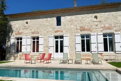 Image de La Maison De Ninette, magnifique maison pleine nature avec bassin de nage