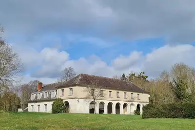 Image de Gîte du Château - au cœur du parc - 6/7 personnes - 4 kms de Falaise