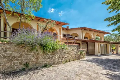 Image de Villa Portici. Residenza Panoramica, con Piscina e Campo da Tennis