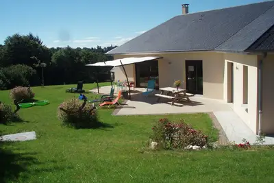 Image de Villa Au Calme Lac à 10mn - Musée Soulage à 20 mn