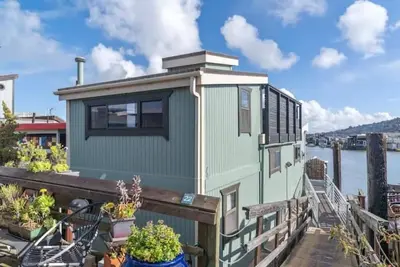 Image de Ahoy, Seekers of Serenity!