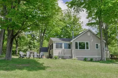 Image de Two Bedroom Moon River Cottage