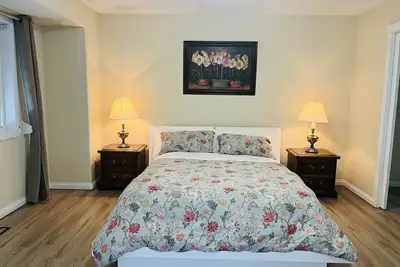 Image de Cozy house-3Bedrm-Aircon-2 Free parking-inner city