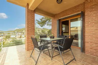 Image de Belle maison de vacances privée avec piscine privée, Wifi, Tv, patio, animaux admis, parking