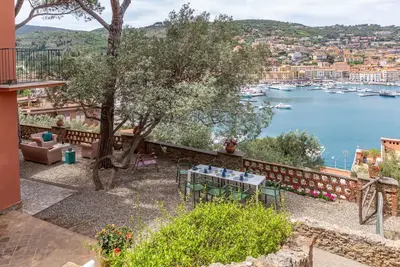 Image de Villa à Porto Santo Stefano avec 4 chambres à coucher, 8 couchages