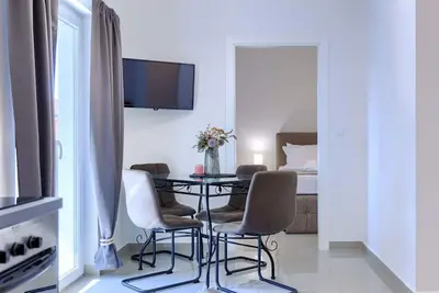 Image de Confortable appartement pour 4 personnes avec Wifi, climatisation, Tv et terrasse