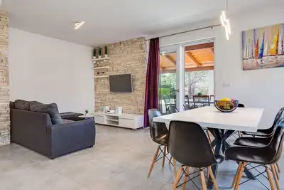 Image de Merveilleuse maison de vacances pour 8 personnes avec climatisation, Wifi, Tv et terrasse