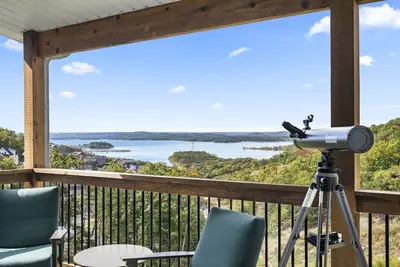 Image de Lake View, Hot Tub, Pools, Close to Silver Dollar!