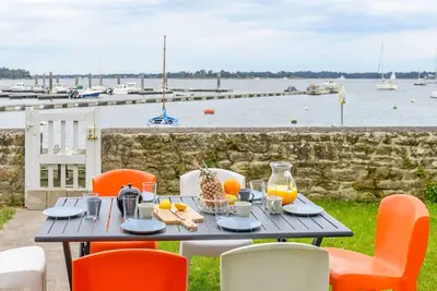 Image de Belle maison de vacances privée pour 8 personnes avec Wifi, Tv, terrasse et parking