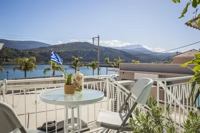 Image de Casa di Mema : Σε απόσταση αναπνοής από την εμπορικό πεζόδρομο του \"Λιθοστρώτου\"