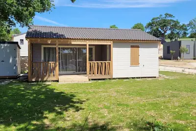 Image de Chalet paisible avec piscine chauffée, proche golfe du Morbihan et plages