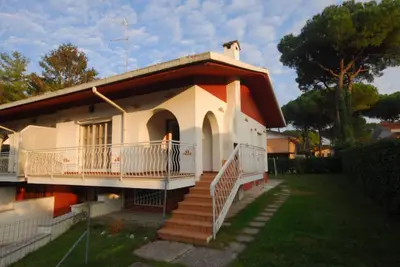 Image de Villa confortable avec jardin clôturé
