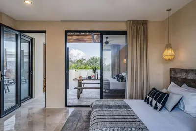 Image de 3br Panoramic Ph w Sunset Terrace | Private Pool