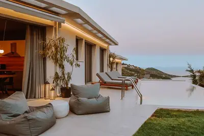 Theros Villa Ii with Private Pool