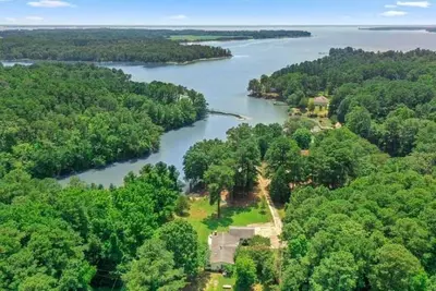 Image de Private Waterfront Home~Near The Tides Inn Resort & Kilmarnock ~ Pet Friendly!