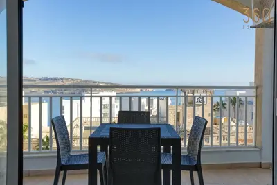 Designer home with stunning sea views in St Pauls